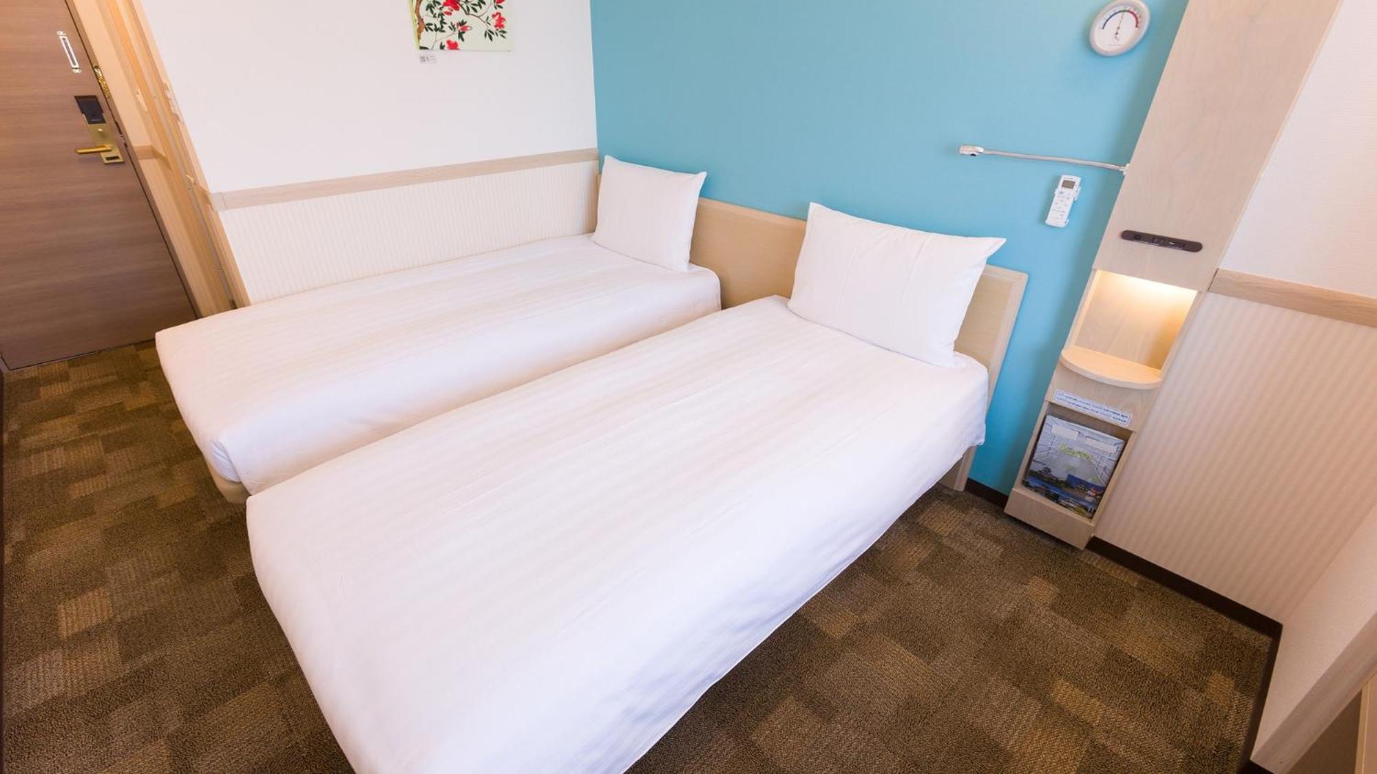 Toyoko Inn Mikawa Anjo Eki Shinkansen Minami Guchi No 2 Anjomachi Room photo