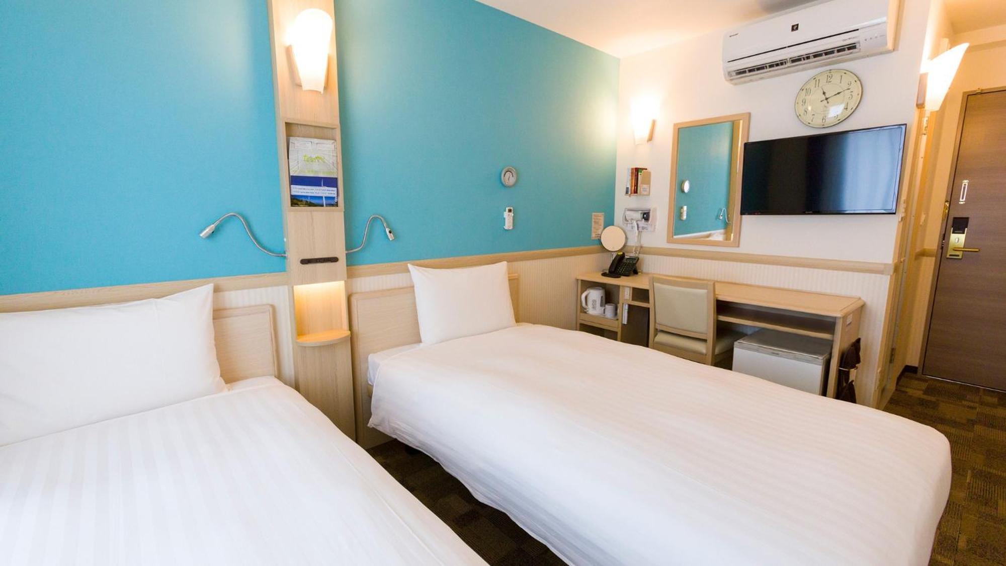 Toyoko Inn Mikawa Anjo Eki Shinkansen Minami Guchi No 2 Anjomachi Room photo